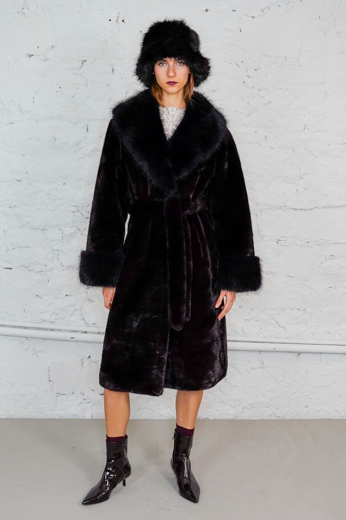 Faux Fur Mantel "TOKYO" long