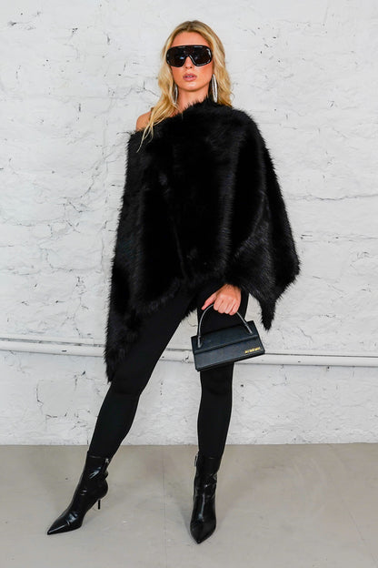 Faux Fur Poncho "OSLO"