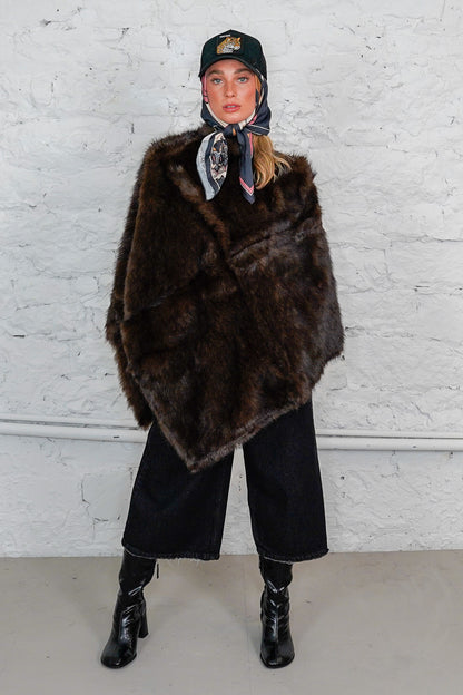 Faux Fur Poncho "OSLO"