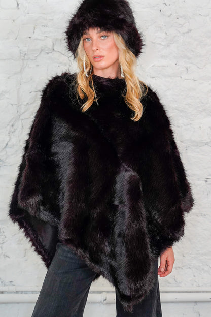 Faux Fur Poncho "OSLO"