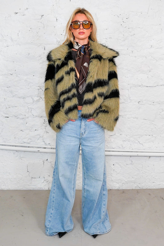 Faux Fur Jacke "HELSINKI" kurz