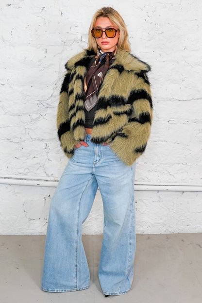 Faux Fur Jacke "HELSINKI" kurz