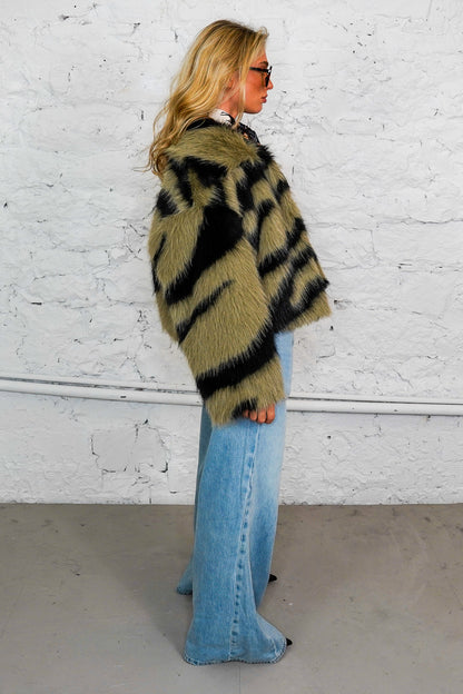 Faux Fur Jacke "HELSINKI" kurz