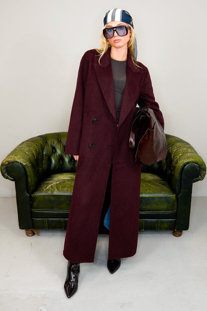 Wollmantel "EMBRACE"