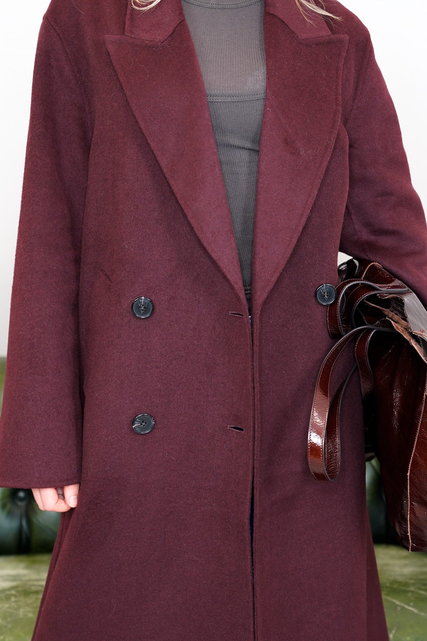 Wollmantel "EMBRACE"