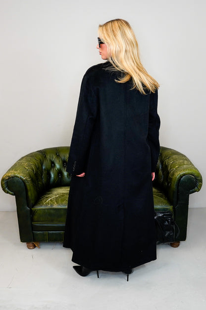 Wollmantel "EMBRACE"