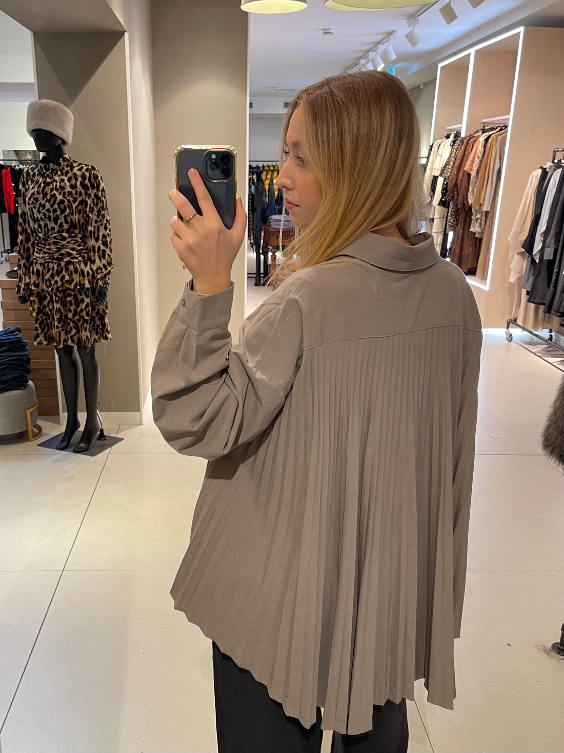 Plissee Bluse taupe